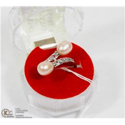 #75-NATURAL CULTURED  FRESHWATER PEARL RING