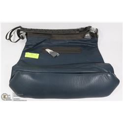 NAVY TOTE STYLE HAND BAG