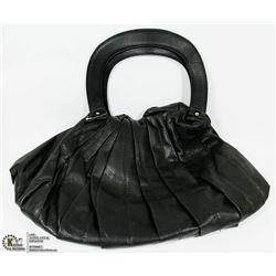 WOMENS BLACK PURSE
