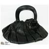 Image 1 : WOMENS BLACK PURSE