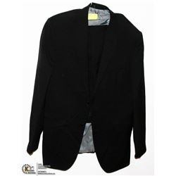 SUIT WITH SIZE 40T JACKET AND 34L PANTS