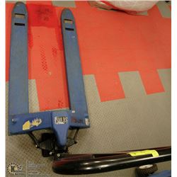 PALLET JACK 5500LBS CAPACITY