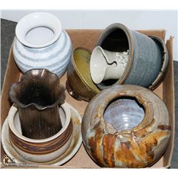 FLAT OF ASSORTED POTTERY