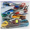 Image 1 : BAG OF ASSORTED SCISSORS