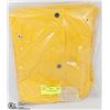 Image 1 : MEDIUM YELLOW RAINSUIT