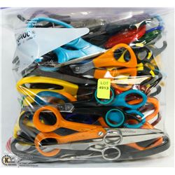 BAG OF ASSORTED SCISSORS