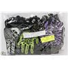 Image 1 : 12 PACK OF YOUTH/ADULT GLOW IN THE DARK GLOVES