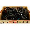 Image 1 : FLAT OF ASSORTED SUNGLASSES