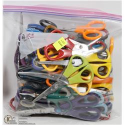 BAG OF ASSORTED SCISSORS