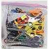 Image 1 : BAG OF ASSORTED SCISSORS