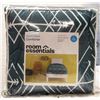 Image 1 : ROOM ESSENTIALS LIMITED EDITION XL TWIN COMFORTER
