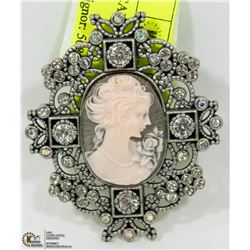 EXTRA LARGE VINTAGE "CAMEO" BROOCH