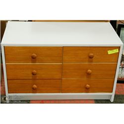 CHEST OF DRAWERS 32"W X 19"H