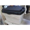 Image 1 : THREE LARGE TOTES