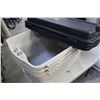 Image 2 : THREE LARGE TOTES