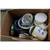 Image 2 : TWO BOXES OF EASTERN DISHES AND DECORATIVE ITEMS