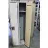 Image 2 : TWO BANK METAL LOCKER