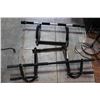 Image 1 : 2 DOOR WAY CHIN UP BAR