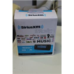 NEW OVERSTOCK SIRIUS SATELLITE RADIO STRATUS 7 SATELLITE RADIO AND VEHICLE KIT WITH FM DIRECT ADAPTE