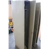 Image 3 : THREE BANK METAL LOCKER