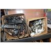 Image 1 : LOT OF POWER BARS AND EXTENSION CORDS AND CLIP LGIHTS