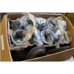 BOX OF SOLAR GARDEN LIGHTS