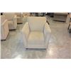Image 2 : UPOLSTERED ARMCHAIR