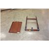 Image 1 : FOLDING STAND WITH REMOVABLE TRAY