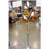 Image 1 : METAL MULTI HEADED LAMP
