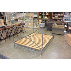 QUEENSIZE METAL BEDFRAME