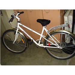 WHITE NORCO MOUNTAINEER BIKE