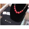 Image 1 : 4 LADIES RINGS AND NECLACE