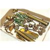 Image 2 : TRAY OF VINTAGE HARDWARE