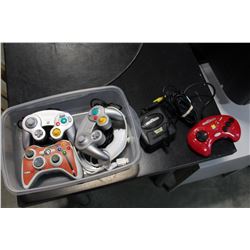 TOTE OF GAMING CONTROLLERS