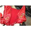 Image 2 : TAE KWON DO PAD AND KIDS CARS JACKET
