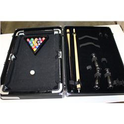 MINI POOL TABLE SET