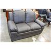 Image 1 : NEW ASHLEY DESIGN BROWN LEATHER CONTEMPORARY COMFORTABLE SEATING LOVESEAT, RETAIL $699