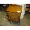 Image 1 : REFINISHED CANADIAN OAK NIGHTSTAND