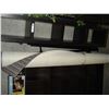 Image 2 : 6 FOOT AREA CARPET
