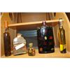 Image 1 : LOT OF DECORATOR OIL BOTTLES