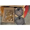 Image 1 : TWO WICKER LAMPS AND WICKER BULLS