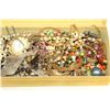 Image 2 : JEWELLRY BOX WITH CONTENTS