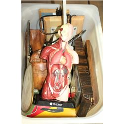 TOTEOF VINTAGE COLLECTIBLES