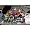 Image 3 : LARGE TRAY OF NEW JEWELLRY AND LIPSTICK CASES AND DISPLAYS