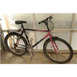 PINK BLACK GIANT BIKE