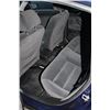 Image 9 : 2000 VOLKSWAGEN PASSAT 4 DOOR, AUTOMATIC, BLUE, 161,895 KM. WITH KEY AND REGISTRATION