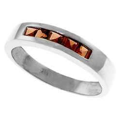 Genuine 0.60 ctw Garnet Ring Jewelry 14KT White Gold - REF-46Z2N