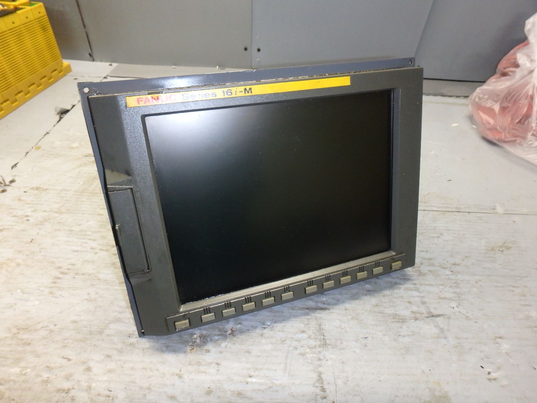 Monitor Fanuc FANUC SERIES 16i-MA A02B-0236-B613 Monitor - BTM Industrial