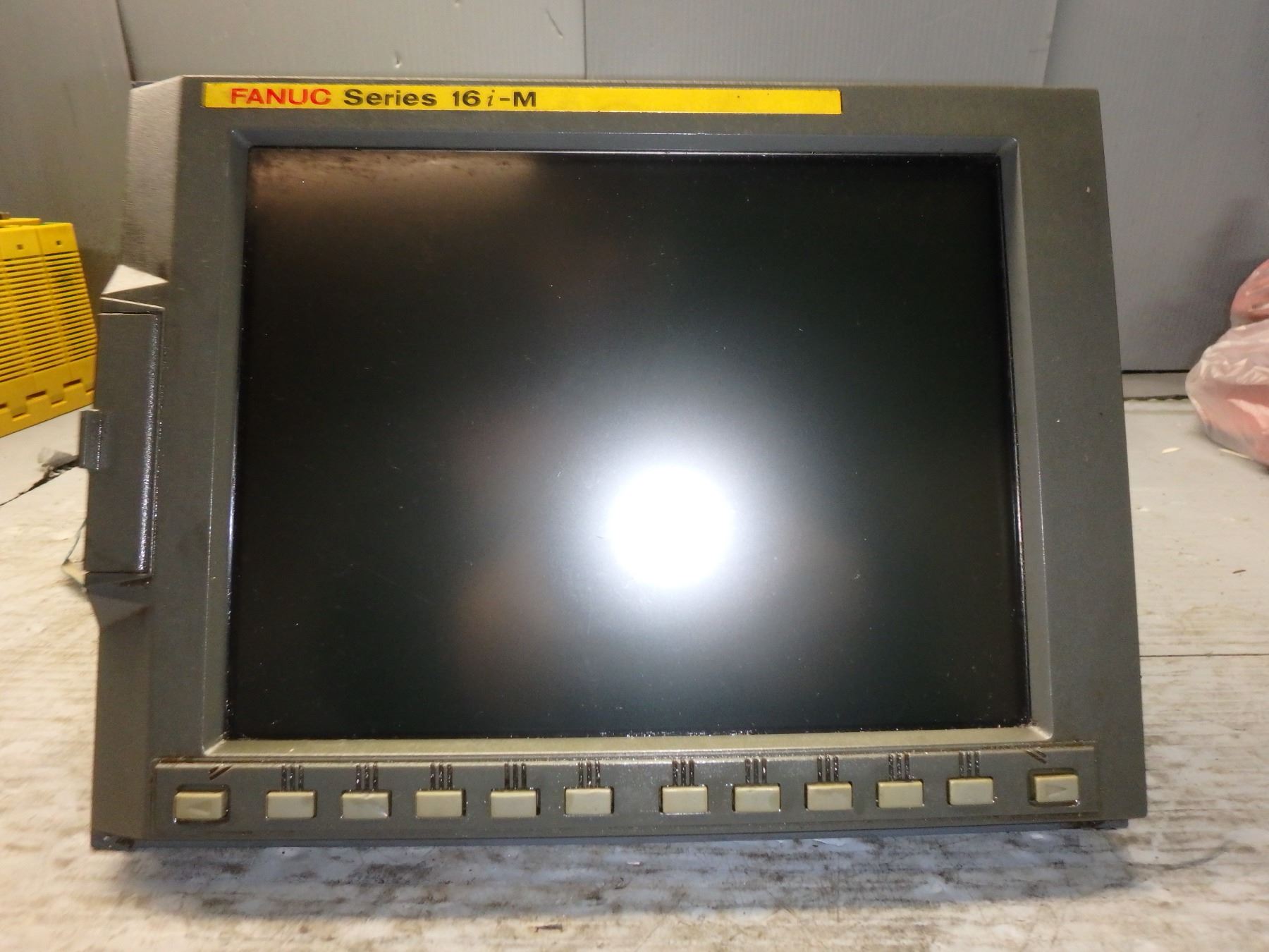 Monitor Fanuc FANUC SERIES 16i-MA A02B-0236-B613 Monitor - BTM Industrial