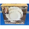Image 1 : Pioneer woman 12 piece dinnerware set